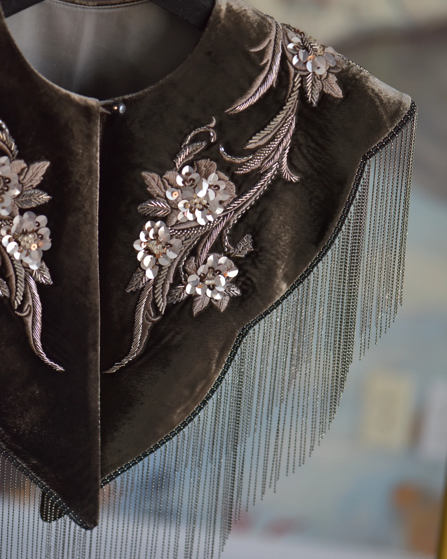 Dark Brown Floral Fringe Shoulder Piece — Detail