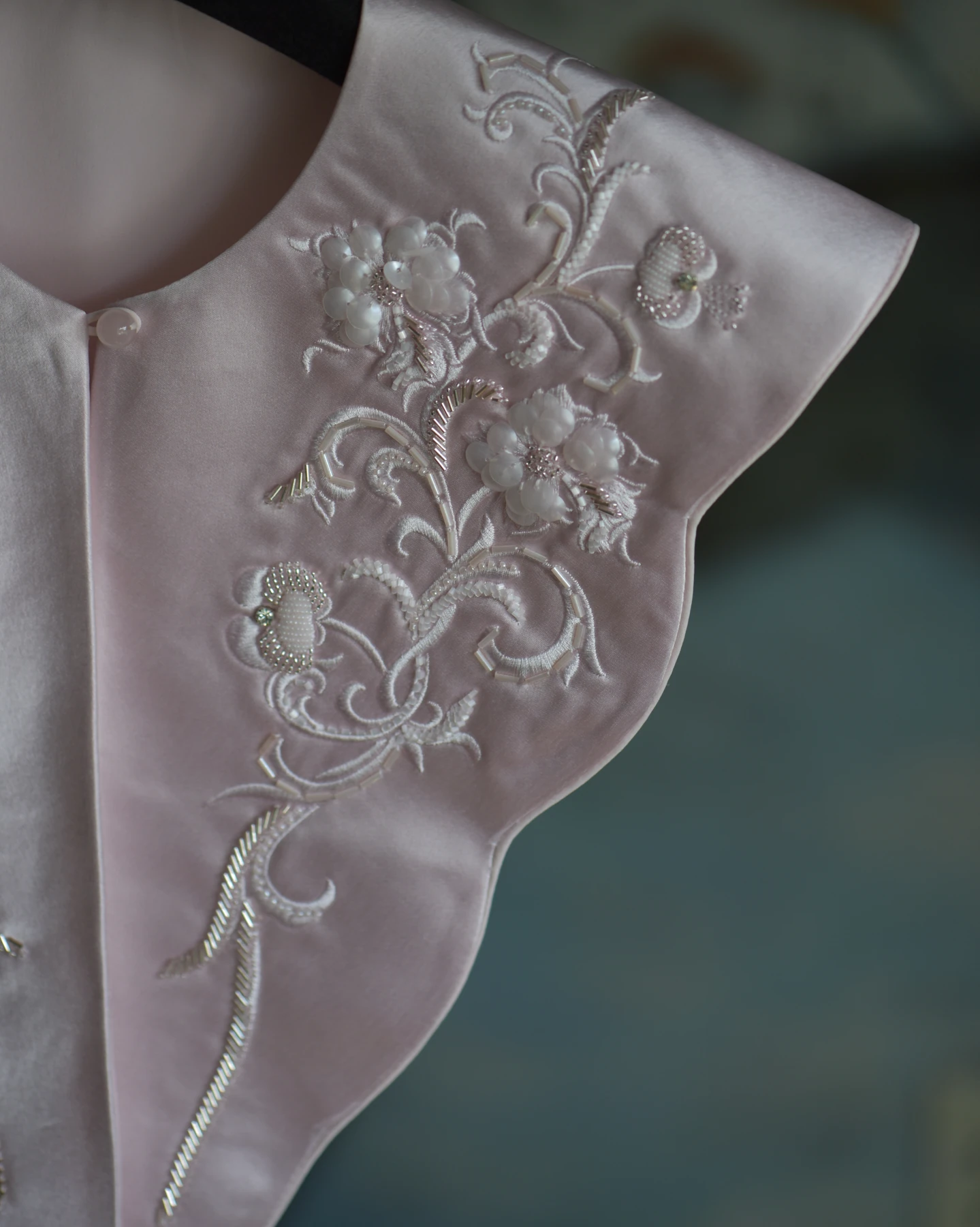 Blush Floral Shoulder Piece — Detail